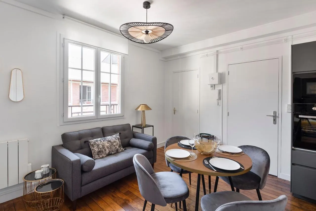 Le Carre Sainte-Anne - Appt En Plein Centre Historique Apartment Rennes 0*,  France